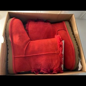 Red bow Uggs